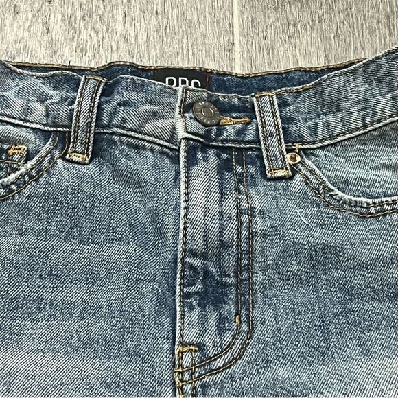 Women's Urban Outfitters BDG High Rise Cheeky Jean Shorts - Picture 3 of 11